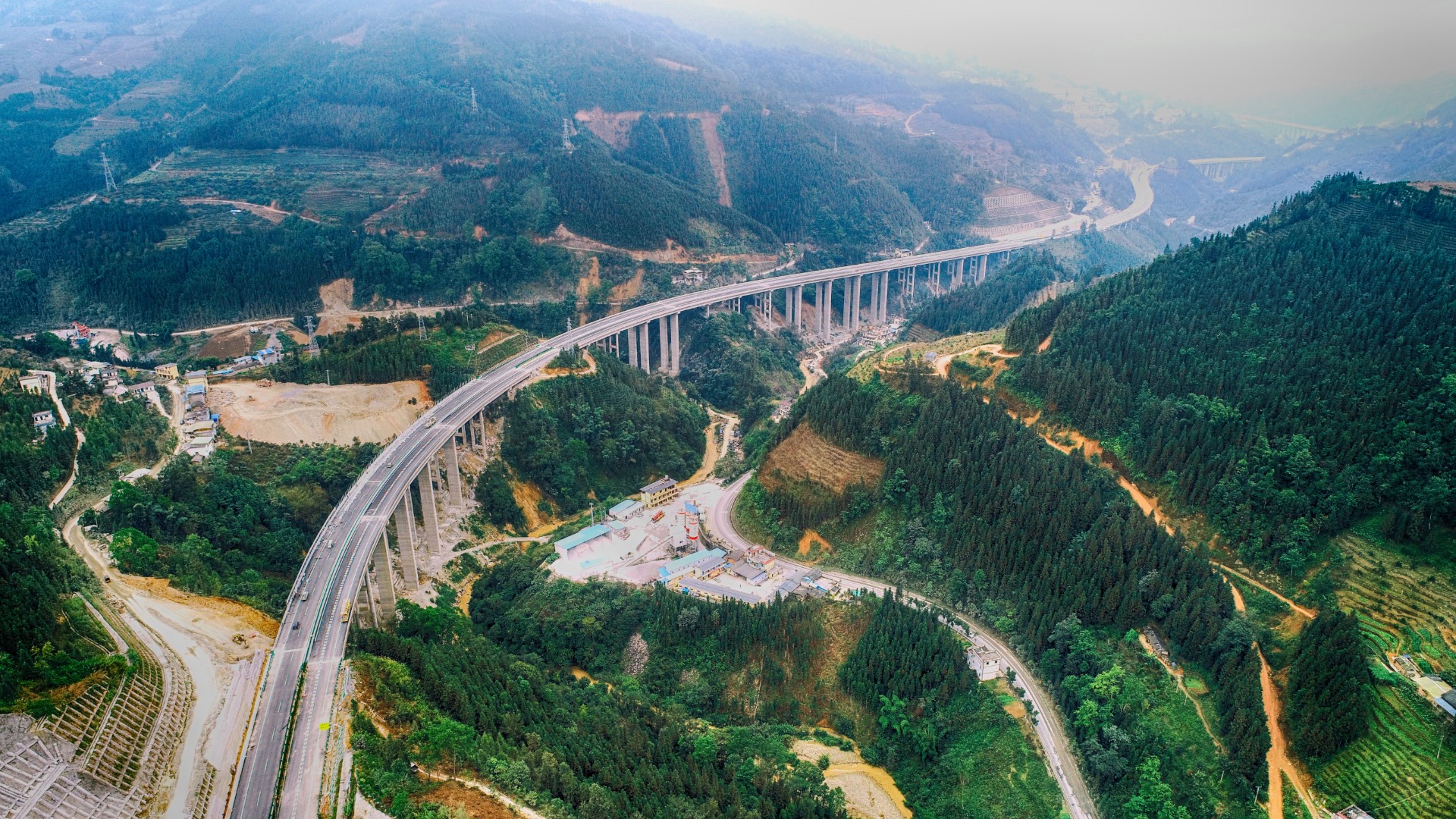 云南蒙屏高速-那打邑1號、那打邑2號橋