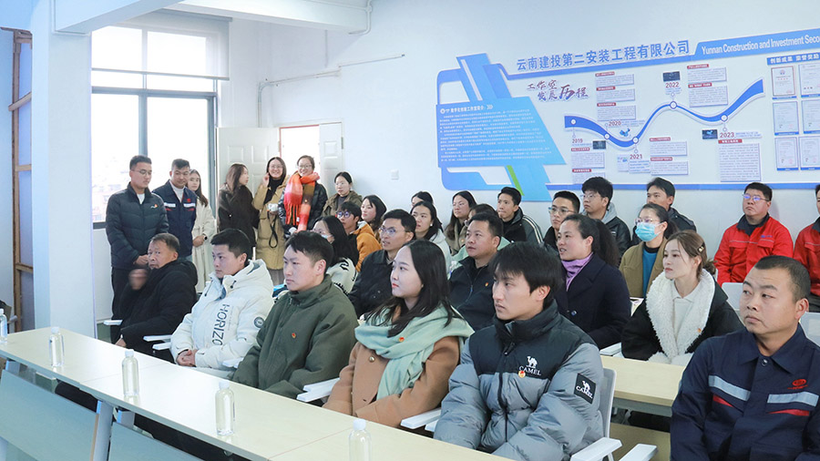 s參觀數字創新工作室.jpg